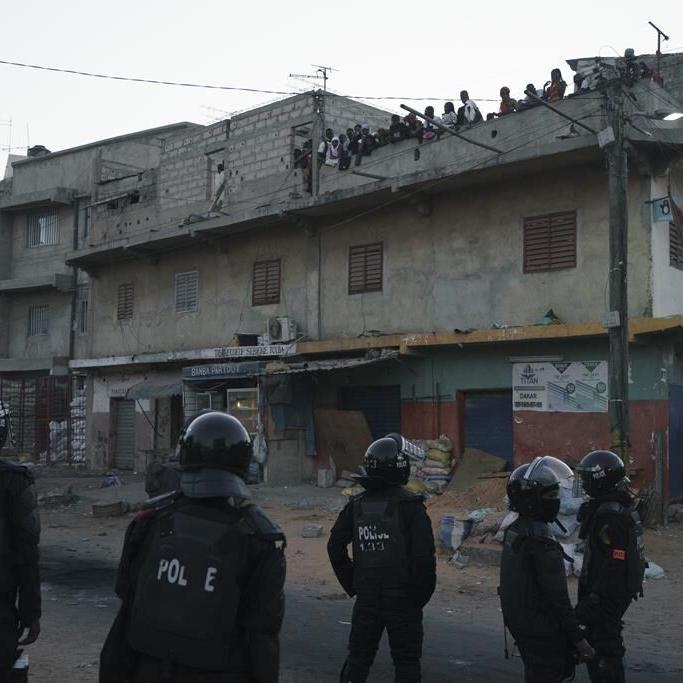Senegal's government suspends mobile internet access amid days of deadly clashes